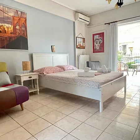 Apartment Nikitas 1 *